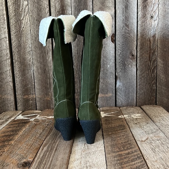 Noel Collection Suede with zipper boots size 8 - Picture 3 of 11